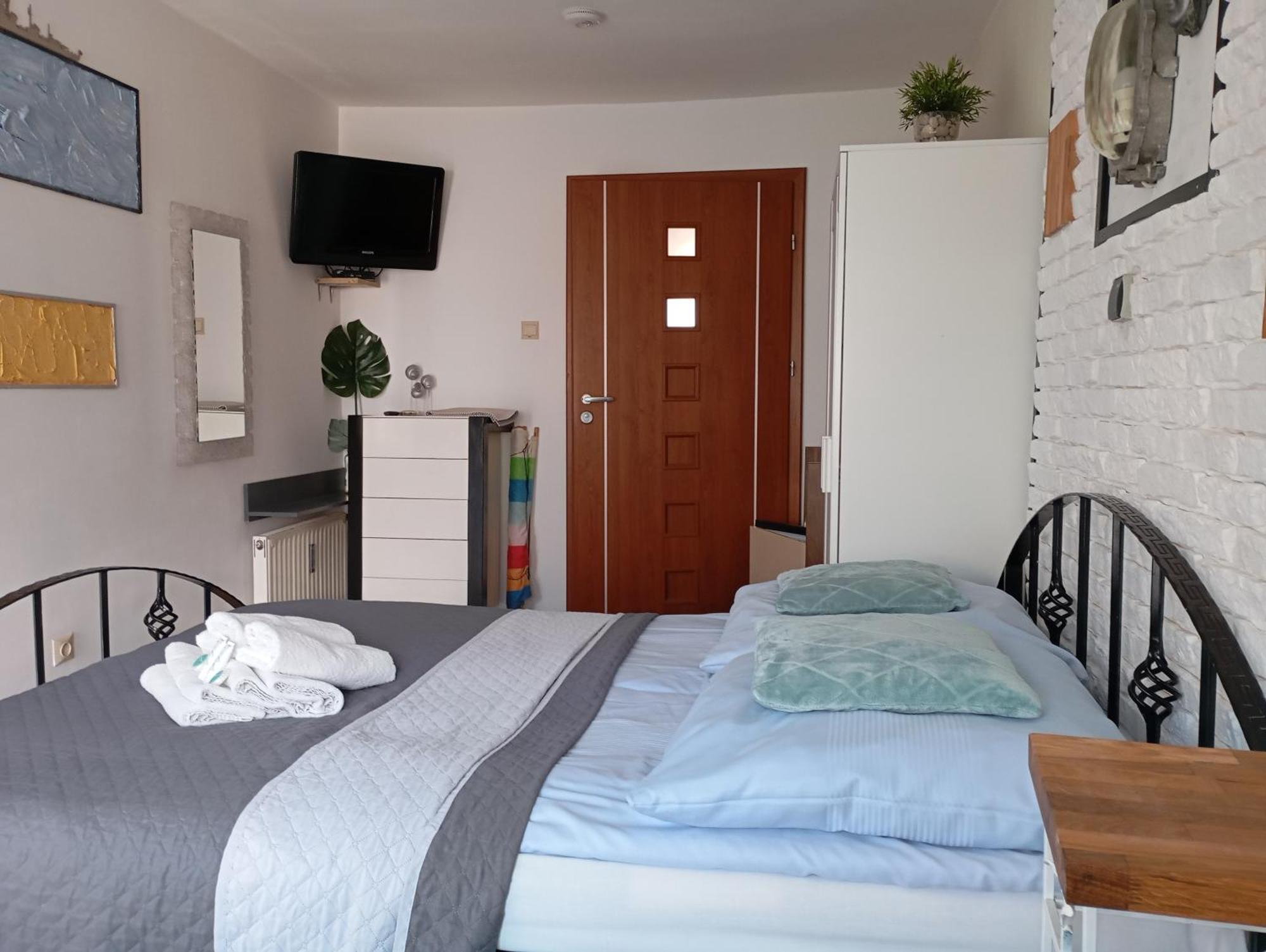K 2 Hotel Jastrzebia Gora Exterior photo